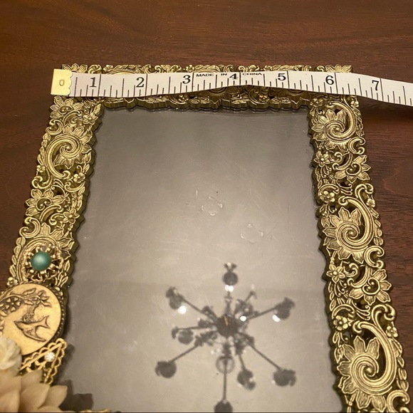 Gold frame with Repurposed Jewelry - Picture 9 of 11